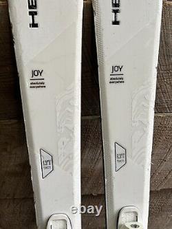 2022 143 cm Head Absolut Joy women's skis + Joy 9 GW bindings