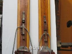 Antique wooden ski size 80`` long chalet decor nice  9977