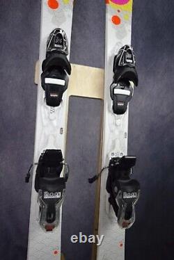 New Rossignol Trixie Skis Size 148 CM With Look Bindings