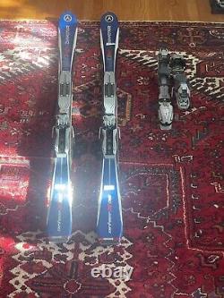 Skis with bindings 154