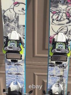 Volkl Cosmo Women's 153cm Skis All-Mountain with Marker Squire 11 Bindings